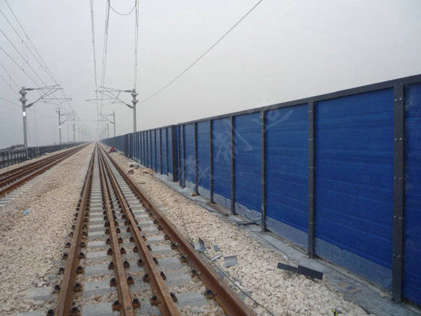 内蒙古铁路声屏障图片4