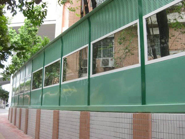 内蒙古小区声屏障图片2